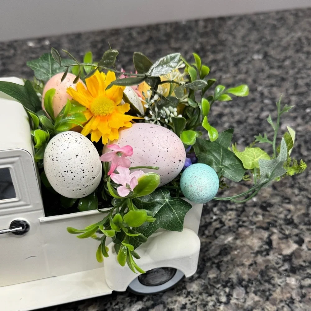 Easter Bunny and White Truck Home Accent EUC